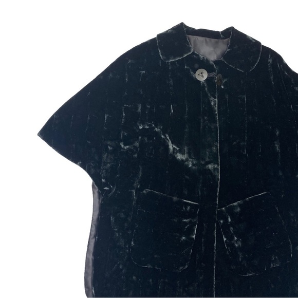 Vintage Velvet Black Cape OSFM Excellent Condition - Picture 3 of 15